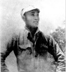 白乙化（1911—1941），字野鶴，滿族，遼寧省遼陽縣石場峪村人。1930年加入中國共產黨。1931年“九一八”事變爆發，經校方同意，保留學籍回家鄉抗日。1932年5月在家鄉組建“平東洋抗日義勇軍”。由于他好穿白衣，指揮作戰靈活機動，人稱“小白龍”。1935年參加“一二.九”學生愛國運動，被譽為運動中的“虎將”。1939年任華北人民抗日聯軍司令員；年底，任八路軍晉察冀軍區第十團團長。1941年2月4日，時任八路軍晉察冀軍區第十團團長白乙化的在指揮密云馬營戰斗中不幸犧牲，年僅30歲。
