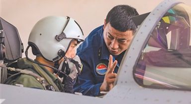 空軍某旅開展飛行訓(xùn)練